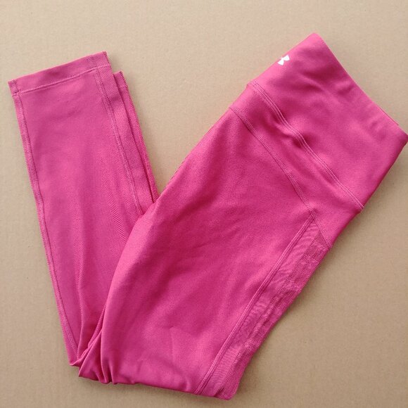 Under Armour Hot Pink Compression Sz Medium Cropped leggings - Picture 1 of 8